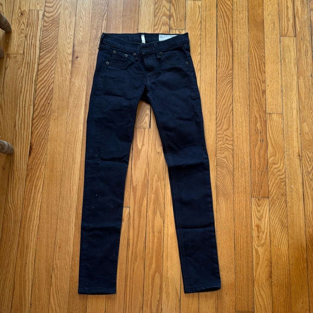 Dark blue rag and bone jeans leggings. Never worn size 24